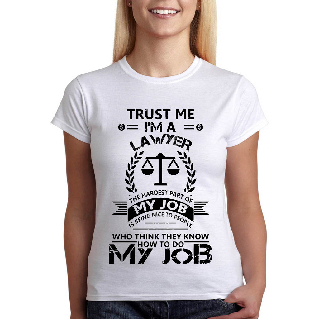 Адвокат - най-трудната част от работата е да си мил с хората