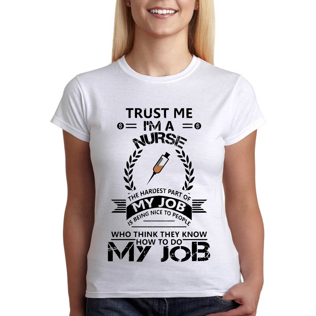 тениска за медицинска сестра