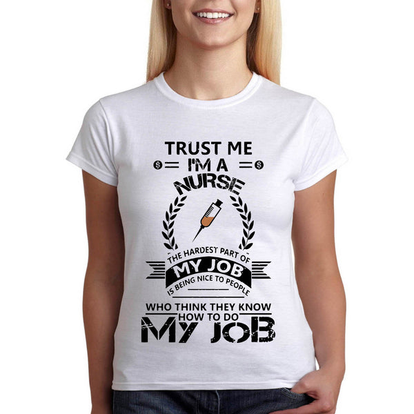 тениска за медицинска сестра