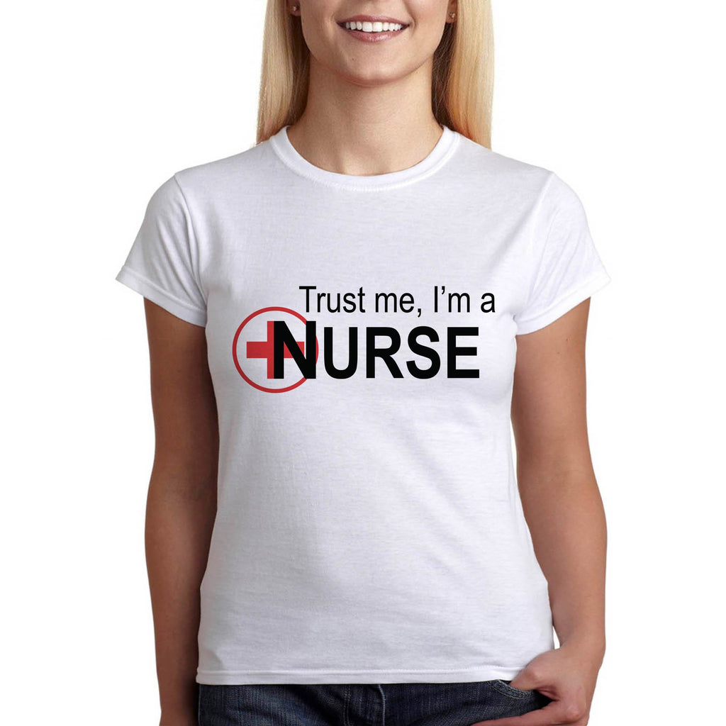 тениска за медицинска сестра