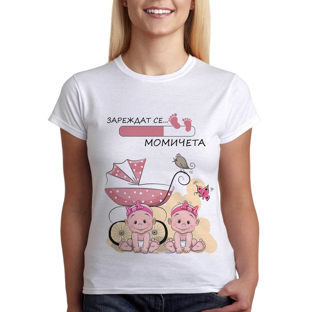 Тениска за Бременни с Близнаци "Зареждат се близнаци - момичета" Дрехи за бременни