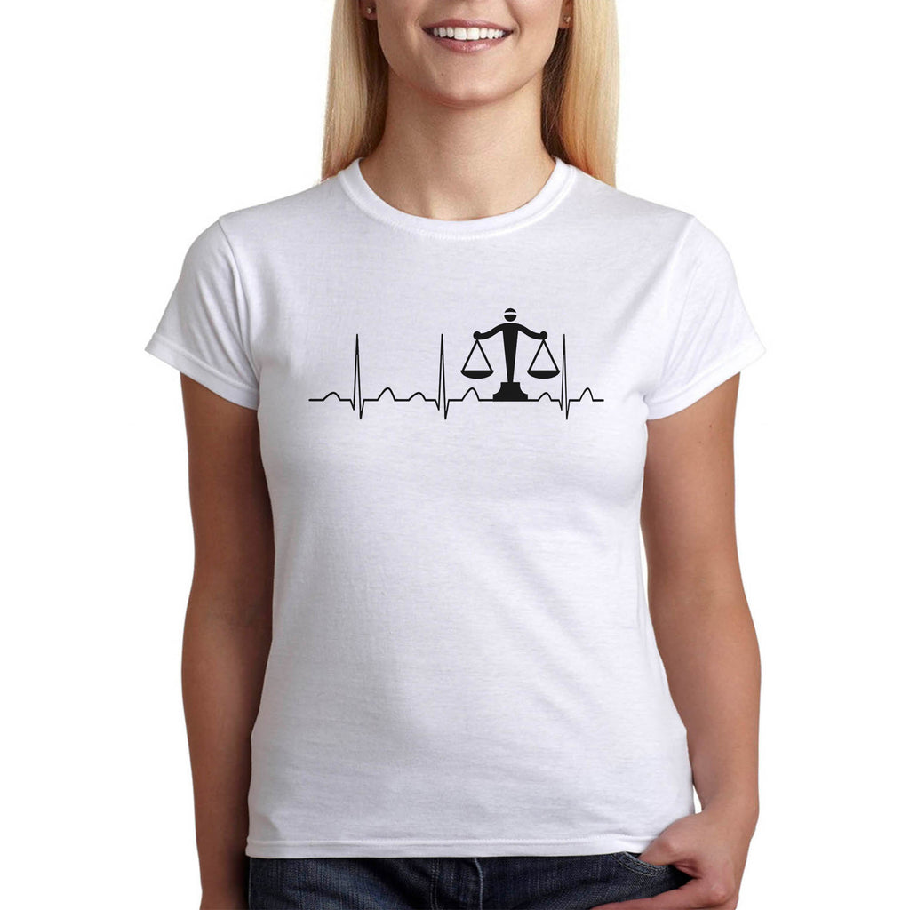 Работата на адвоката е всичко за него